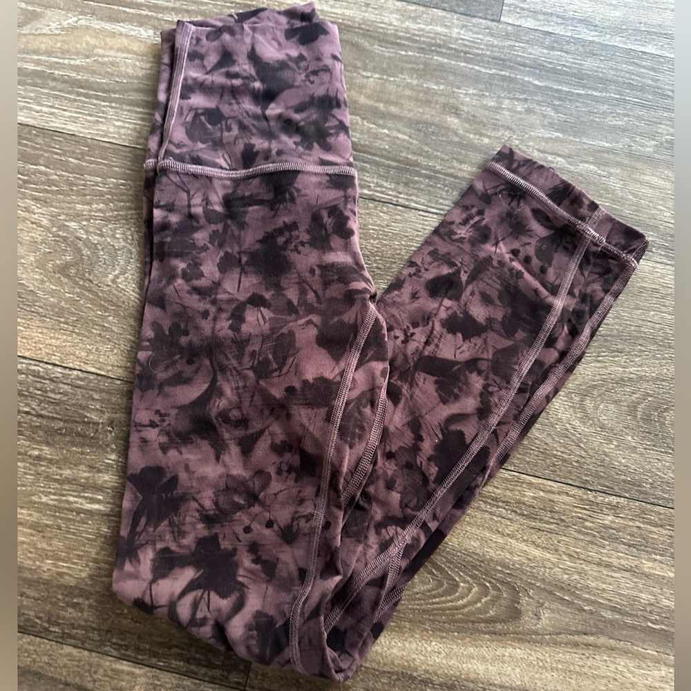 lululemon athletica Mauve Tie-Dye Leggings